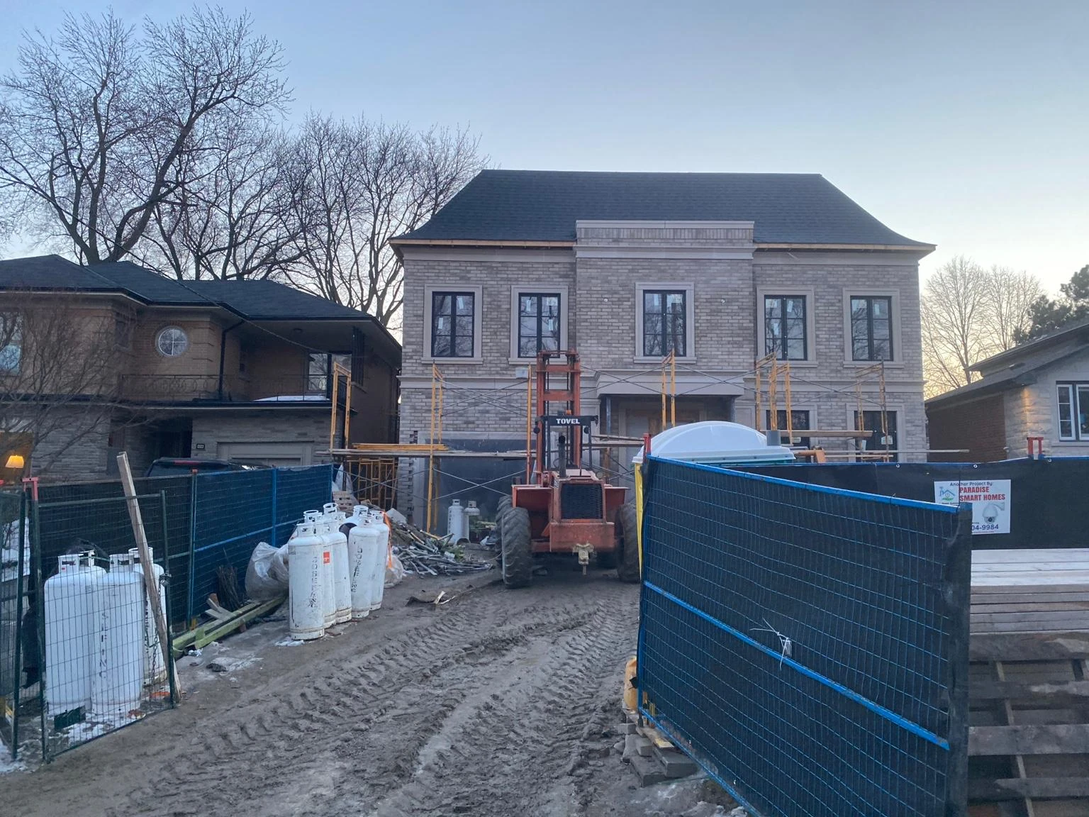 Signature Residential Exterior